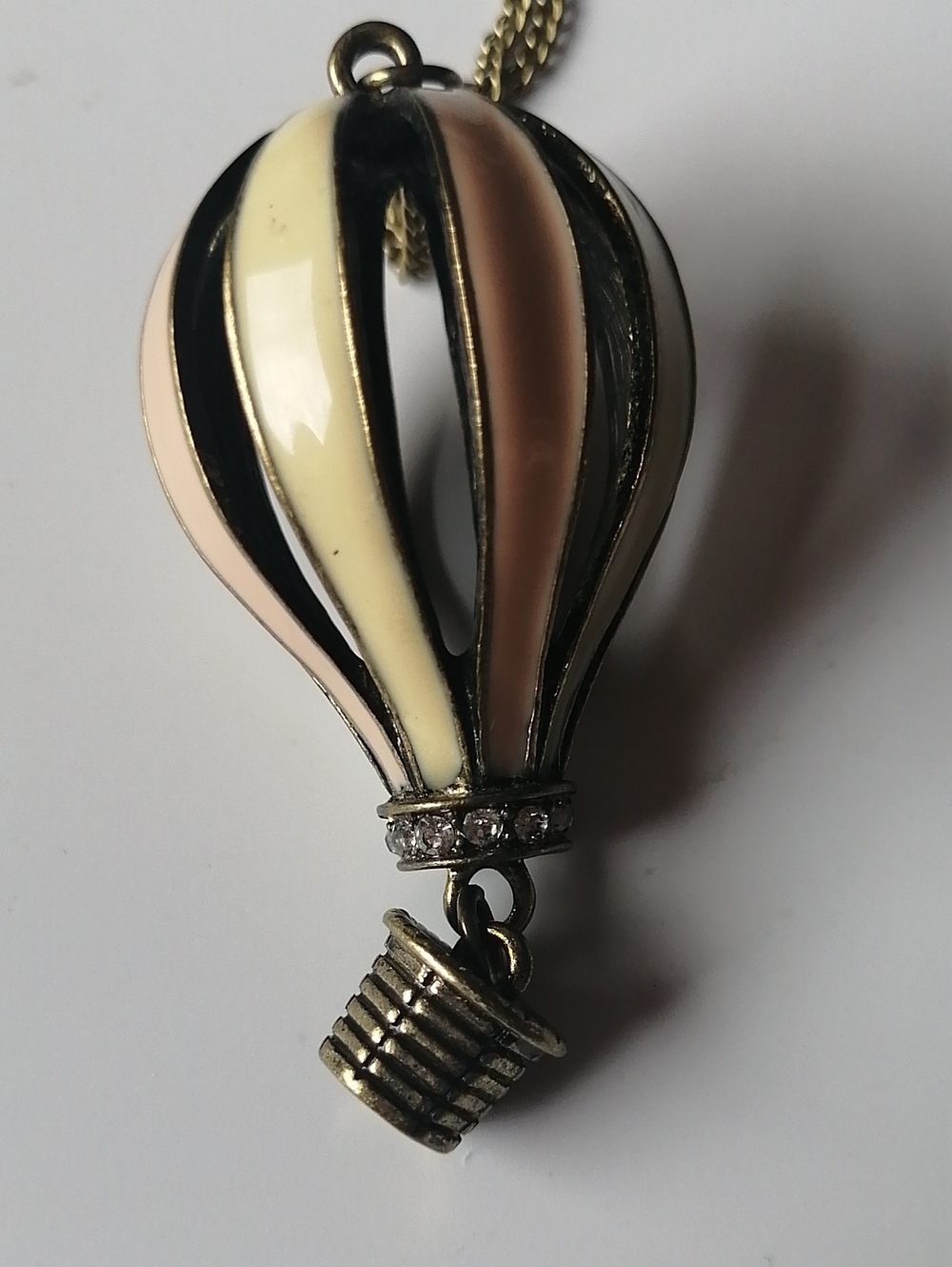 Y2K Hot Air Balloon Pendant Bronze Tone Necklace Pink Cream Enamel Whimsical